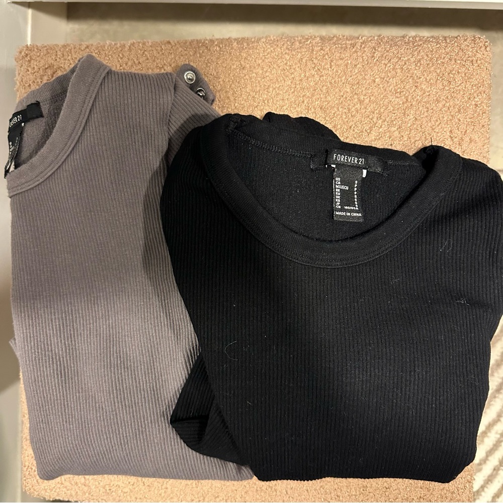 Bundle of 2 Forever 21 grey and black ribbed long sleeve tops bodysuits